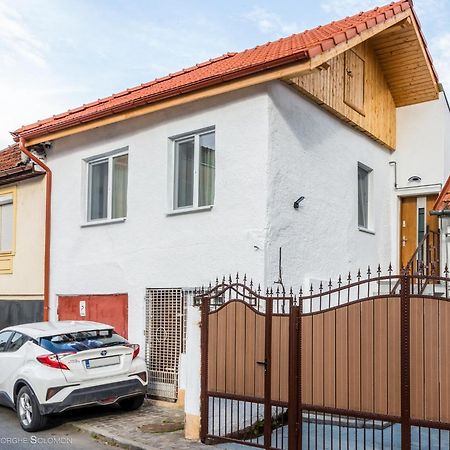 Red Fountain Studio Brasov Exterior photo